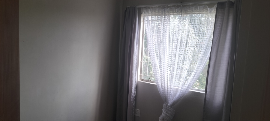 2 Bedroom Property for Sale in Langenhovenpark Free State